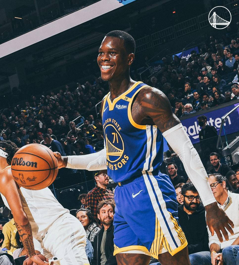 九游欢乐APP：勇士队战术调整：科尔计划增加快速转移球战术的简单介绍