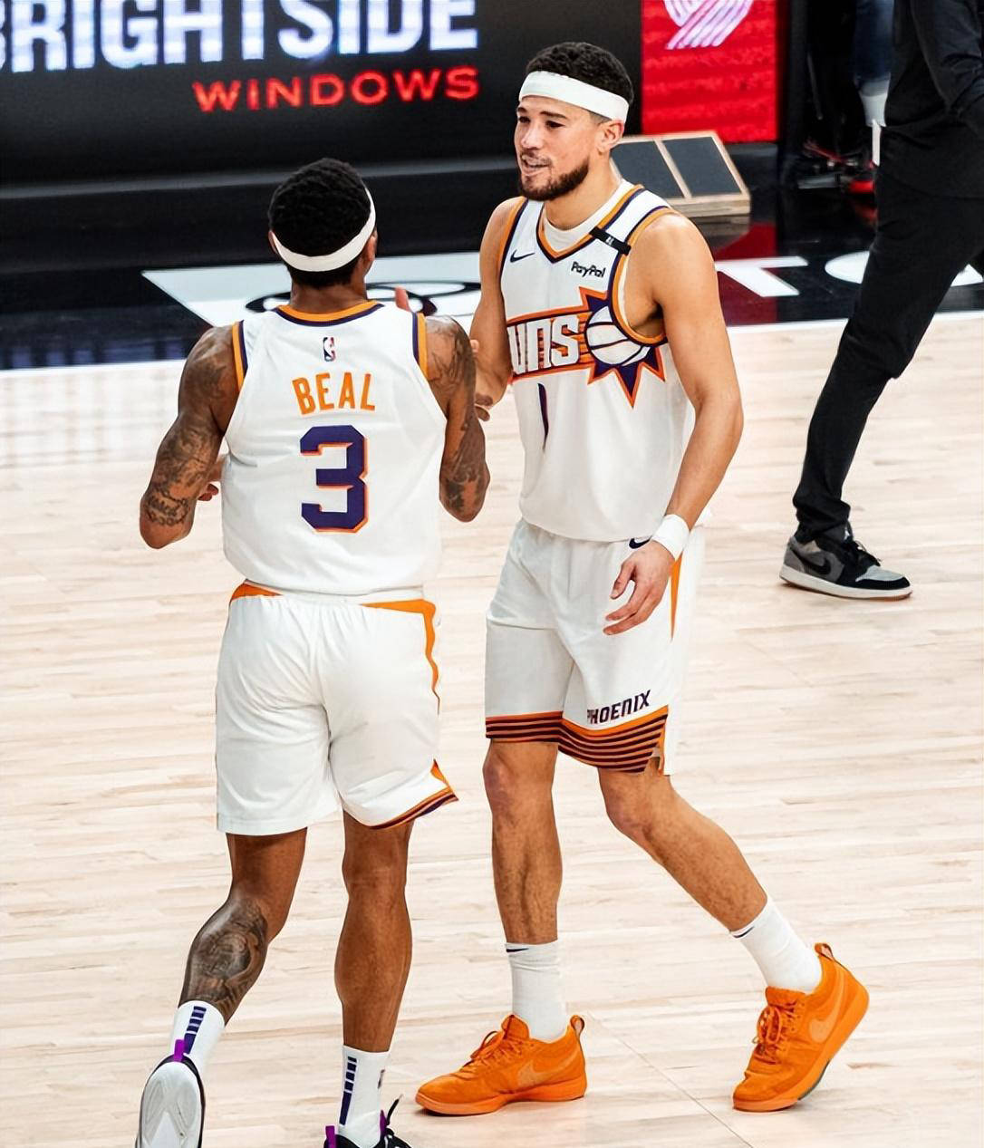 布克：太阳的得分王