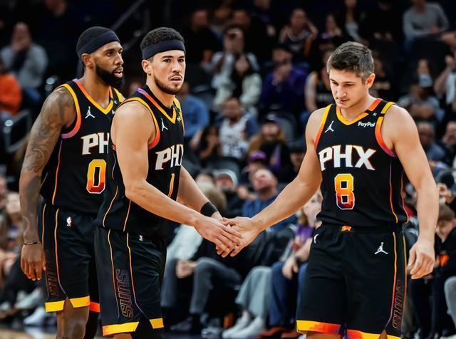 九游欢乐APP：太阳队新赛季：奥科吉能否提升球队的防守强度，在季后赛中发挥关键作用，帮助球队赢得总冠军？的简单介绍