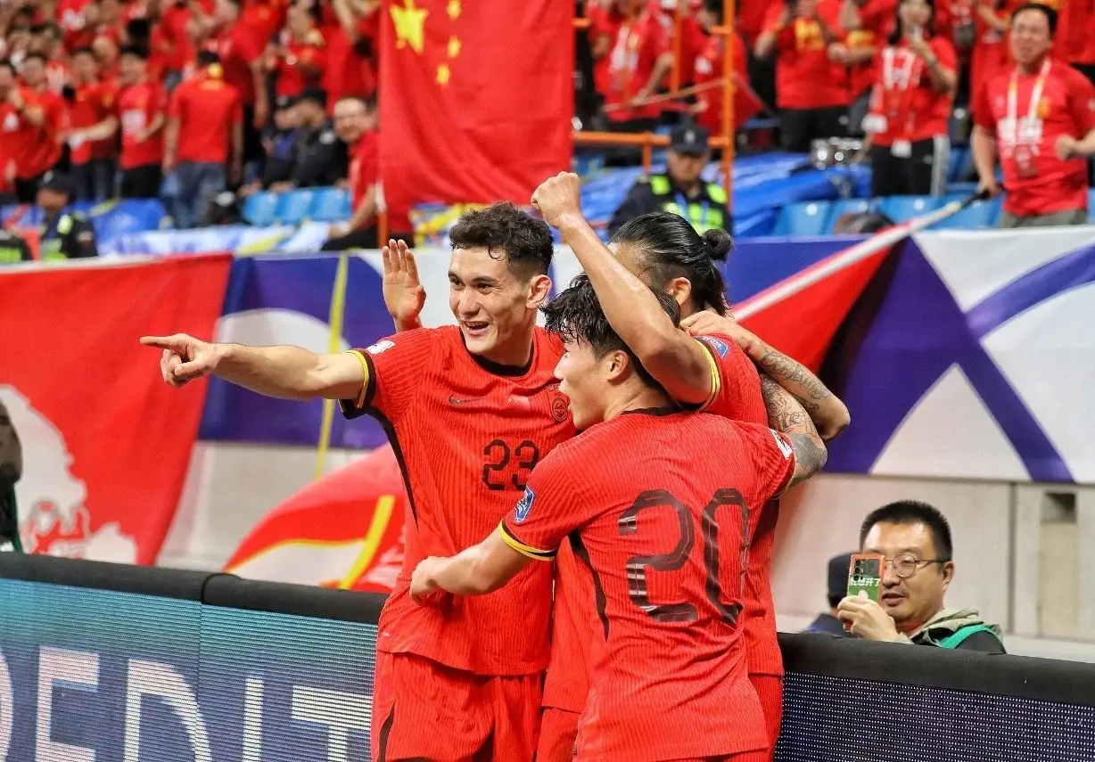 包含九游欢乐官方网站:中国女足世界杯小组赛：能否创造历史？生死战即将打响的词条