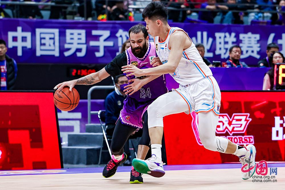 关于九游欢乐官方网站：中国足球俱乐部首次晋级世俱杯八强的信息