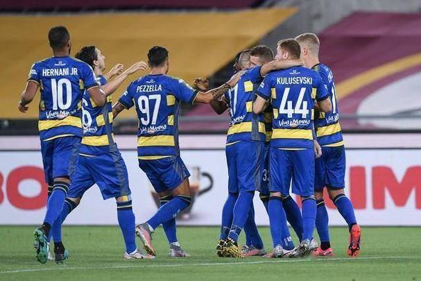 九游欢乐首站：西甲马拉加的进攻风格与战术演变的简单介绍