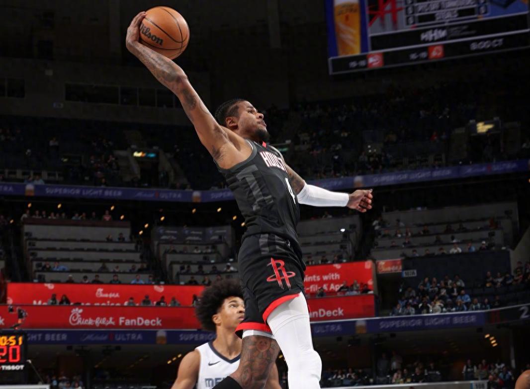 九游欢乐APP：湖人队新赛季：刘易斯表示将提升防守效率的简单介绍