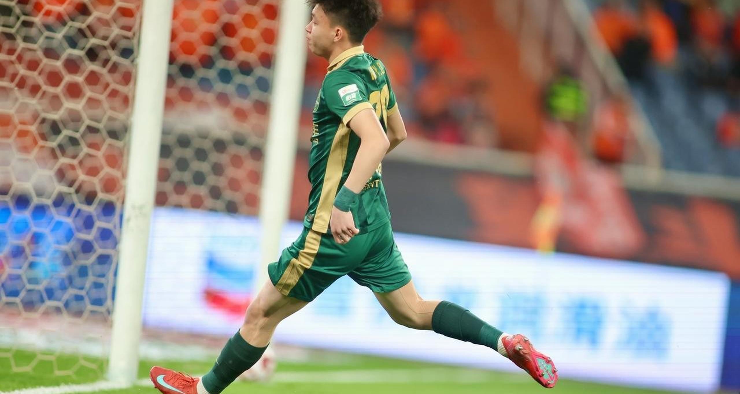 九游欢乐官方网站:武磊：留洋经验对中国足球的战略意义与实践路径的简单介绍