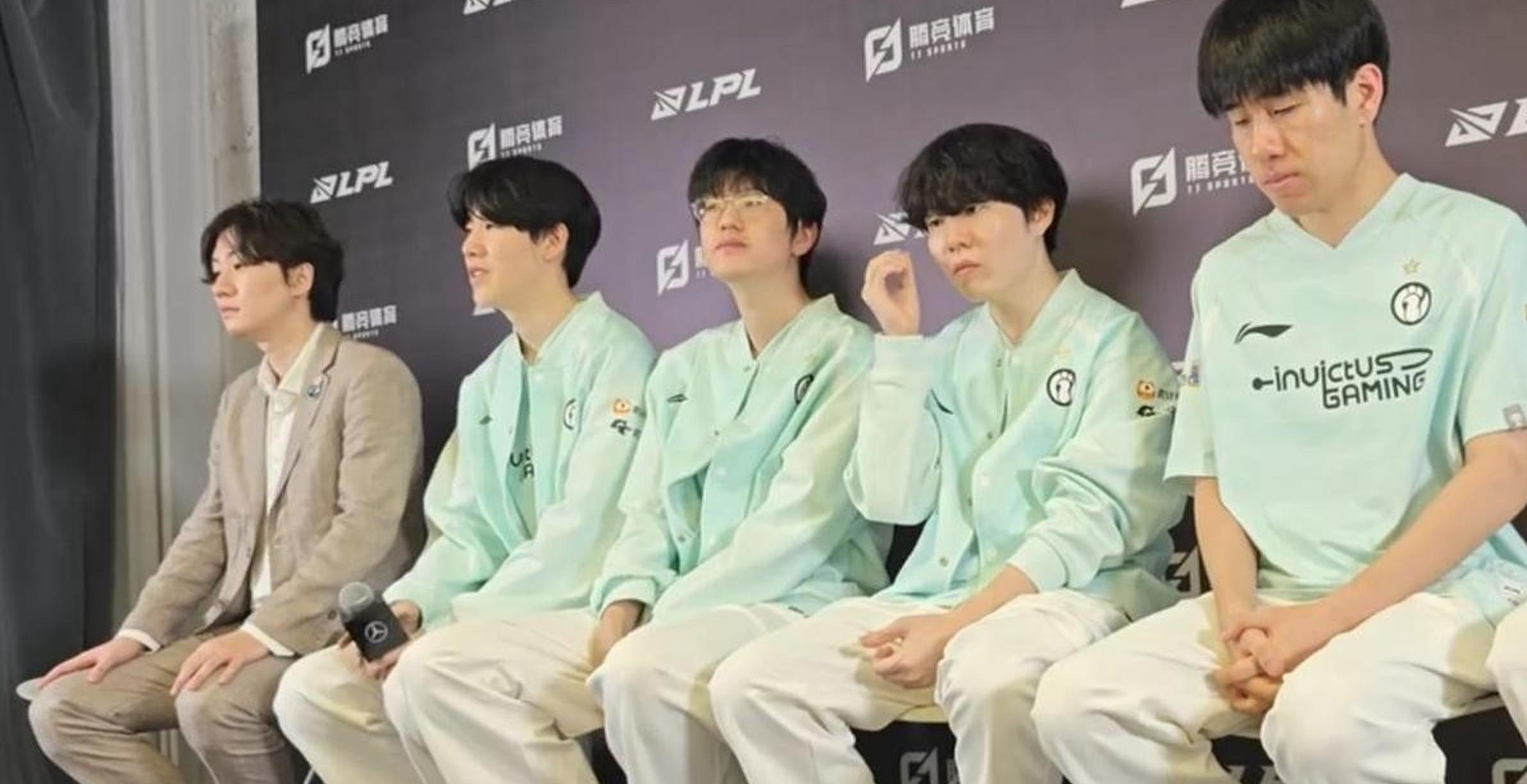 jiuyou.com:知名战队与新兴团队的友谊赛：经验与活力的碰撞