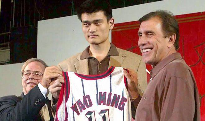 包含九游欢乐APP:NBA球星自传:讲述巴克利的篮球生涯的词条 包含九游欢乐APP:NBA球星自传:讲述巴克利的篮球生涯的词条