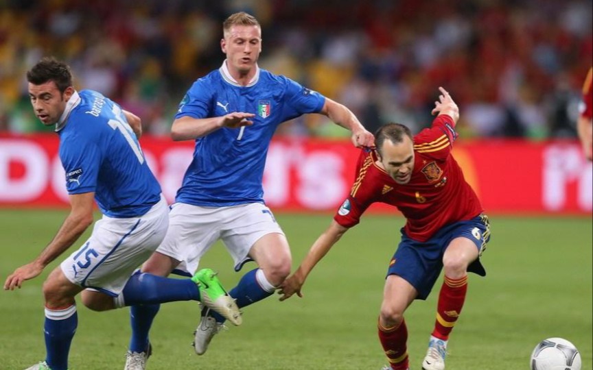 包含九游欢乐首站：西甲奥萨苏纳的防守反击战术解析的词条