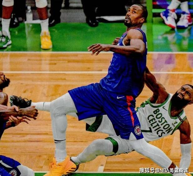 九游欢乐APP:湖人队新赛季阵容预测:谁将成为首发控卫? 九游欢乐APP:湖人队新赛季阵容预测:谁将成为首发控卫?